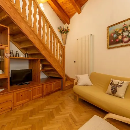 La Maison De Elisa - A Pochi Passi Dallo Sci 아파트 쿠르마예